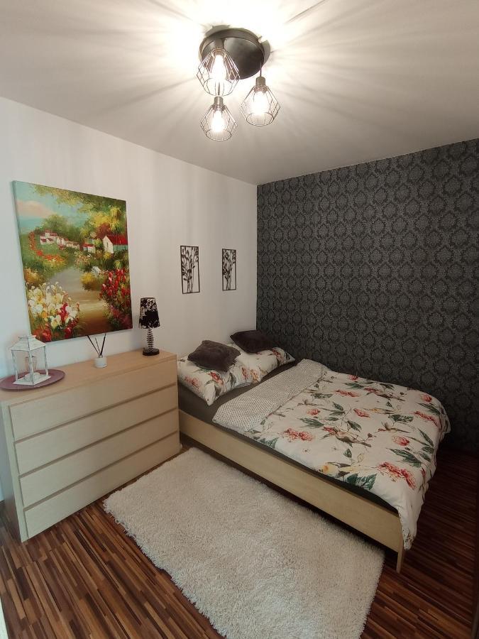 Mk Apartament III Rzeszow Exterior photo