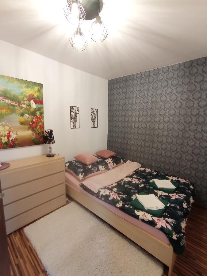 Mk Apartament III Rzeszow Exterior photo