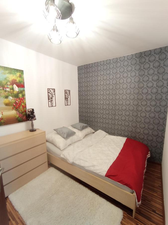 Mk Apartament III Rzeszow Exterior photo